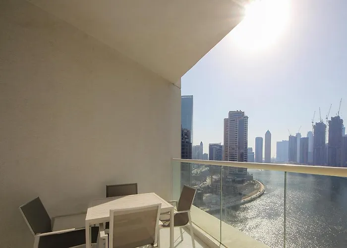 Elegant Studio With Canal Views Damac Prive