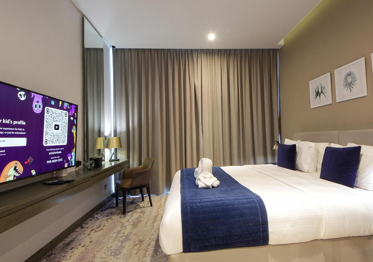Elegant With Canal Views Damac Prive Dubai